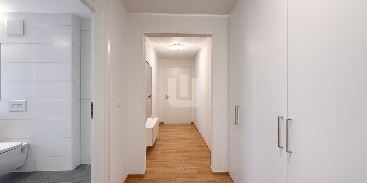 WINDISCH IMMOBILIEN - Neuwertige 3-Zimmer Wohnung mit EBK und Balkon zentral in Gröbenzell 3 zimmer