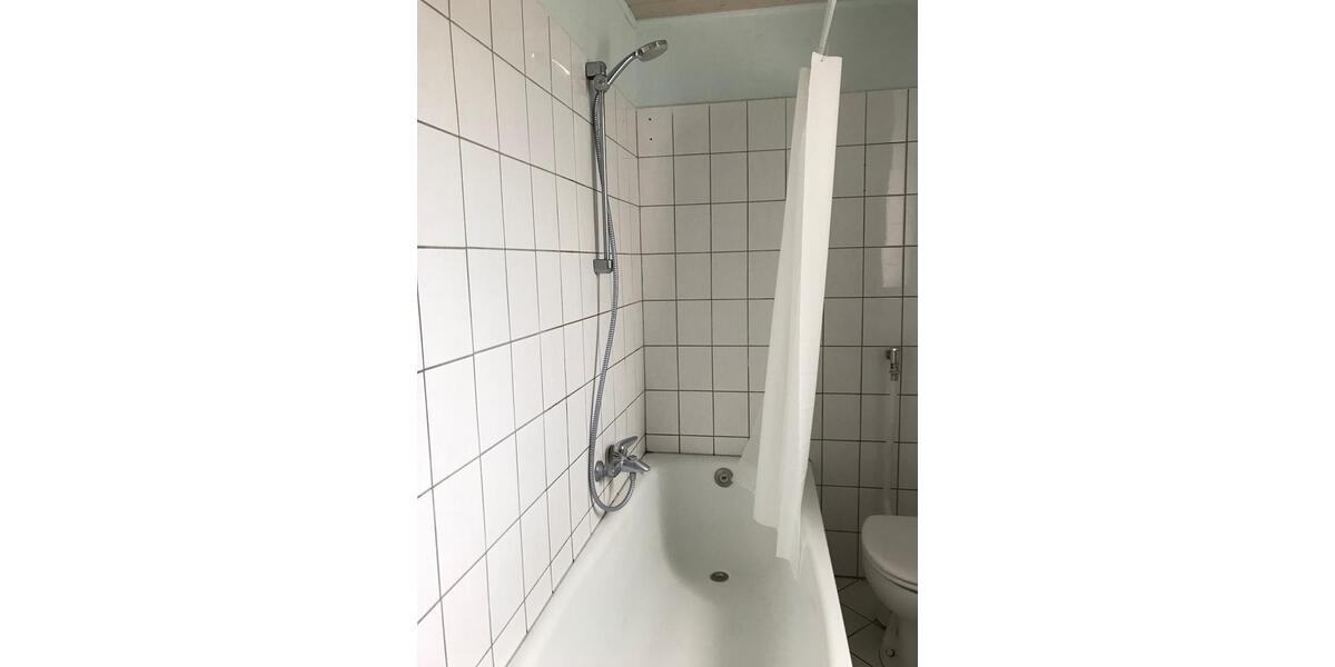 Etagenwohnung Gießen - 4 Zimmer, 92 m&sup2;, 920&euro; | Angebot:26177694