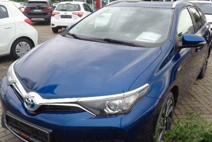 Toyota Auris 139.151 km 10.500 &euro; Aschersleben 06449