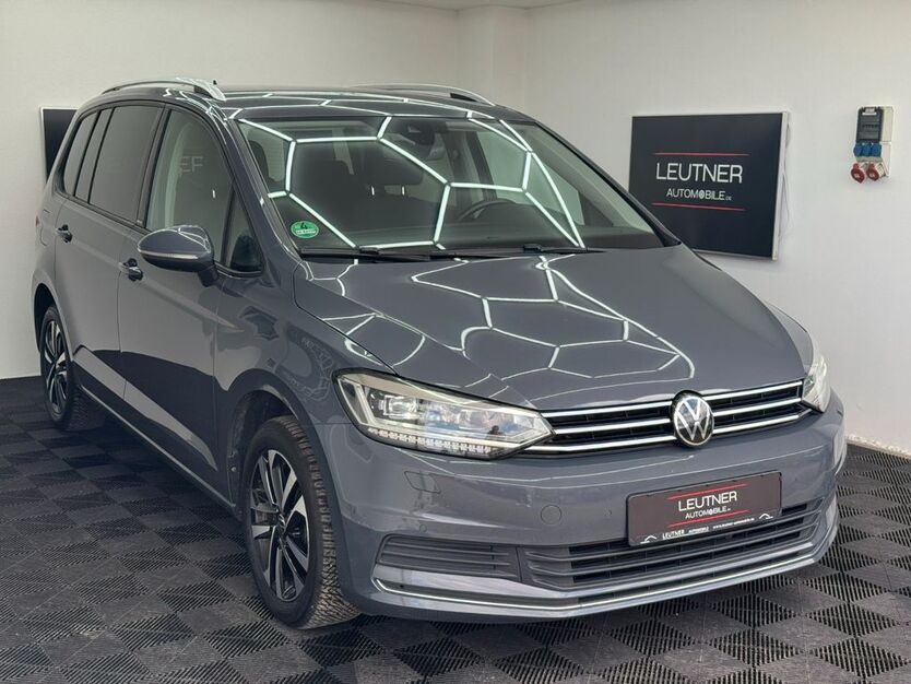 VW Touran 129.100 km 21.400 € Ichenhausen 89335