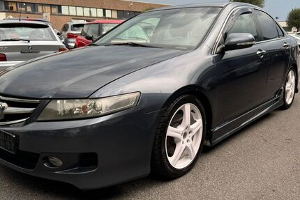 Honda Accord 236.526 km 1.990 € Düsseldorf 40233