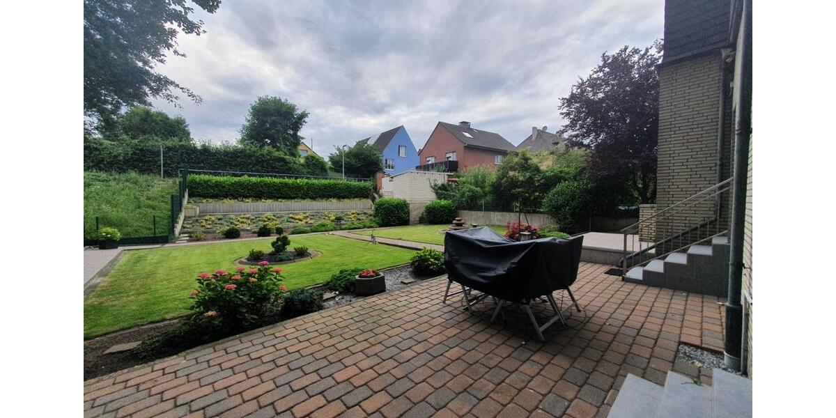 Einfamilienhaus Rheinberg - 7 Zimmer, 167 m&sup2;, 1.883&euro; | Angebot:25172575