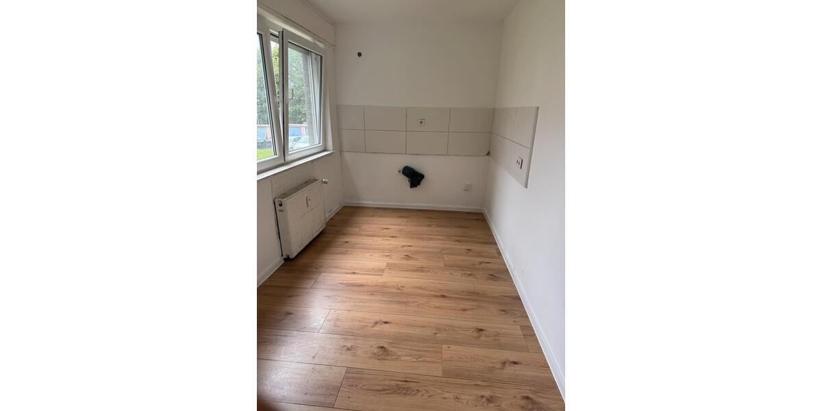 Etagenwohnung Blomberg - 4 Zimmer, 81 m&sup2;, 600&euro; | Angebot:26415601