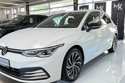 VW Golf 83.500 km 18.400 € Grevenbroich 41515