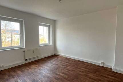 Wohnung Groß Schacksdorf - 2 Zimmer, 59 m&sup2;, 289&euro; | Angebot:26019057