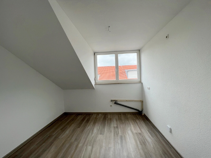 Der Sonne ein Stück näher - 2 Zimmer mit großer Dachterasse - Dachgeschoßwohnung Gotha Mohrenstraße - WE 11 | Angebot:26555000
