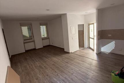 Wohnung Worms Vororte Südwest - 2 Zimmer, 60 m&sup2;, 800&euro; | Angebot:25053891