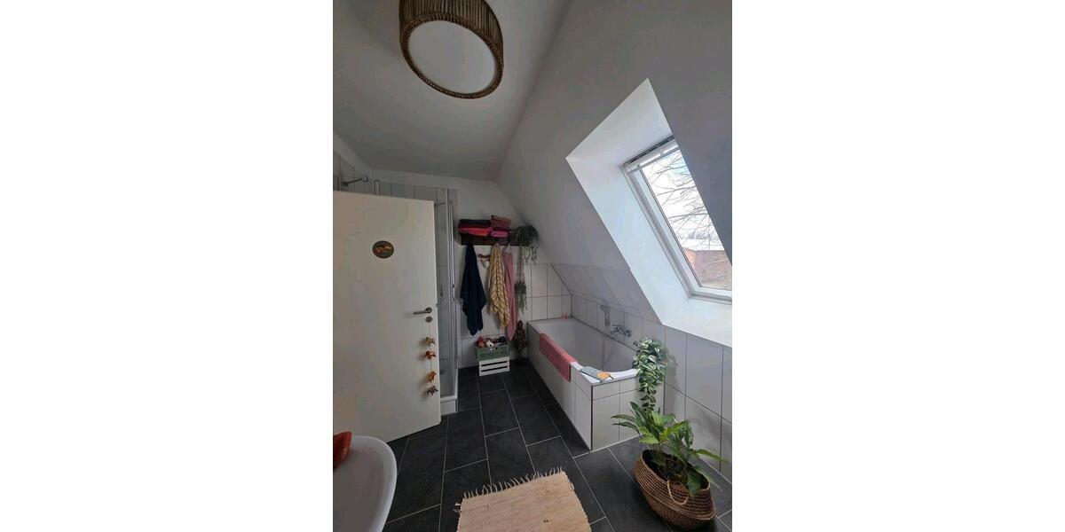 Etagenwohnung Lütjenburg - 4 Zimmer, 120 m&sup2;, 1.400&euro; | Angebot:26147907