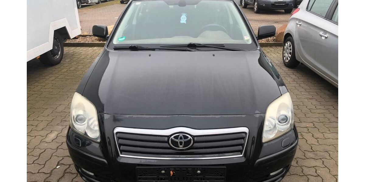 Toyota Avensis 151.091 km 2.270 &euro; Henstedt-Ulzburg­­­ 24558
