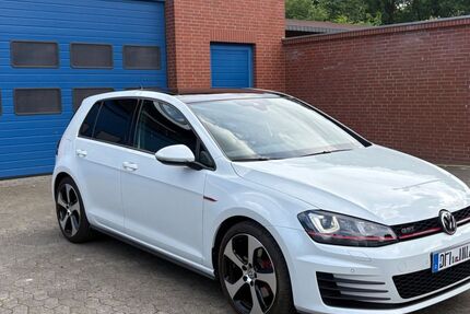 VW Golf 20.800 km 19.900 &euro; Delmenhorst 27751