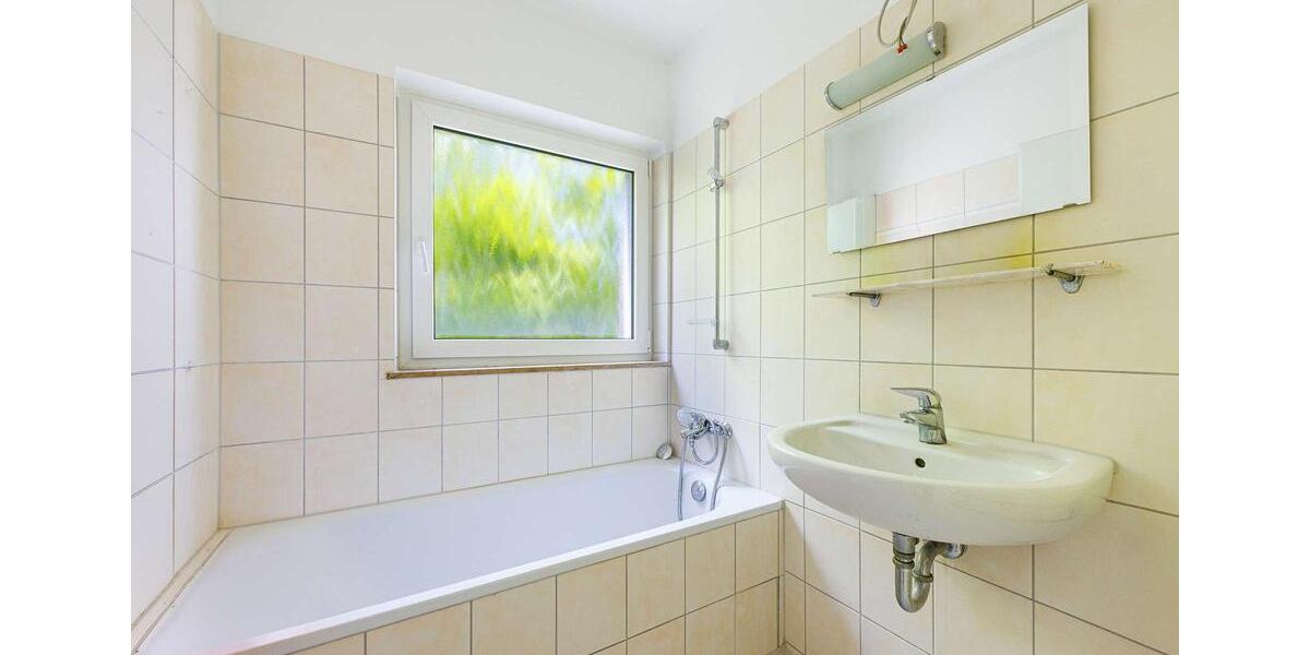 Etagenwohnung Ludwigsburg Oßweil - 3 Zimmer, 77 m&sup2;, 980&euro; | Angebot:26690803