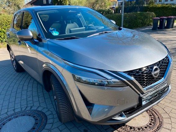 Nissan Qashqai 18.000 km 25.490 &euro; Hamburg 22159