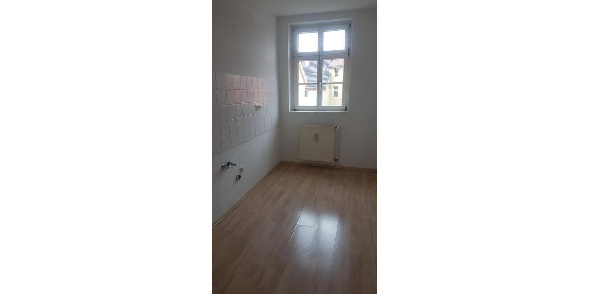Dachgeschoßwohnung Eisleben (Lutherstadt) - 3 Zimmer, 70 m&sup2;, 385&euro; | Angebot:26531464