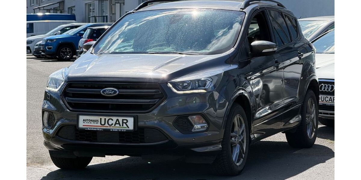 Ford Kuga 155.300 km 10.799 &euro; Dautphetal-Friedensdorf 35232