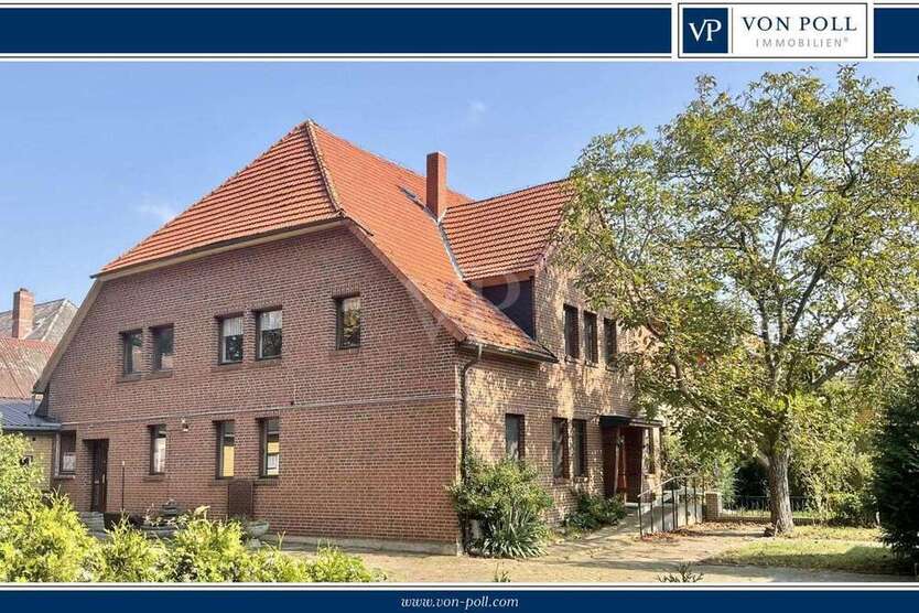 Haus zum Kaufen in Wustrow Königshorst 409.000 € 415 m²