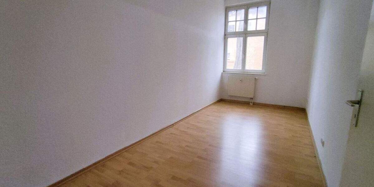 Etagenwohnung Bitterfeld Kraftwerksiedlung - 3 Zimmer, 74 m&sup2;, 67.500&euro; | Angebot:25704673