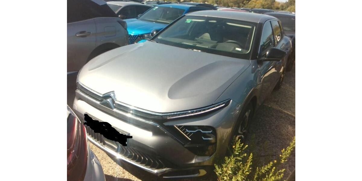 Citroen C5 X 33.860 km 17.680 &euro; Rüsselsheim 65428