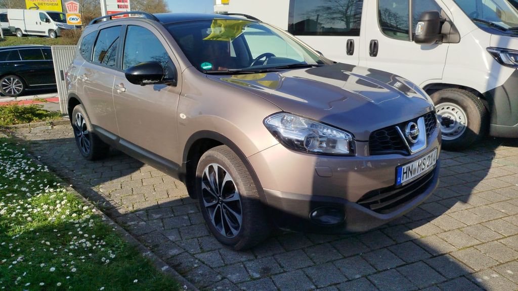 Nissan Qashqai 187.000 km 8.499 &euro; Stutensee 76297