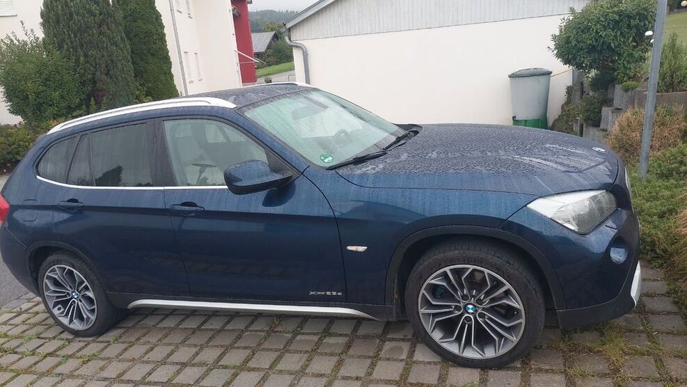 BMW X1 206.000 km 8.900 € Furth im Wald 93437