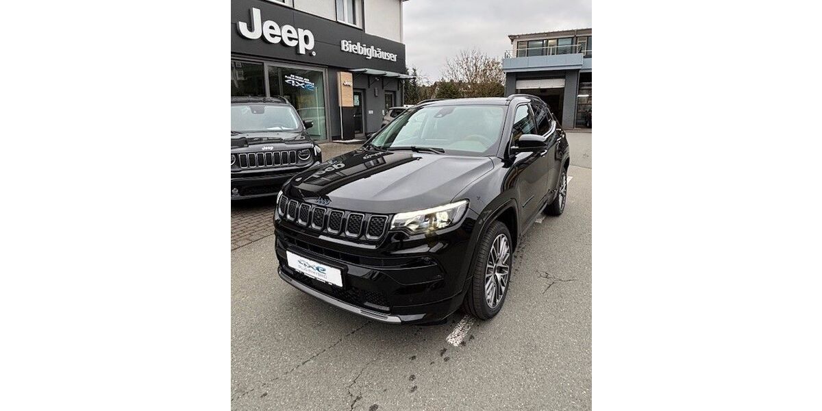 Jeep Compass 20.687 km 39.990 &euro; Battenberg (Eder) 35088