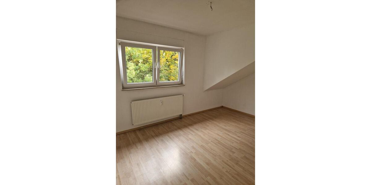 Helle renov. 3-Zimmer Dachgeschosswohnung mit Balkon in Leimen 3 zimmer