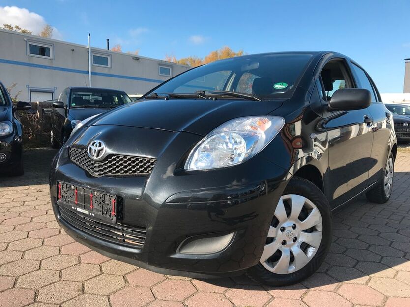 Toyota Yaris 187.000 km 3.299 € Sickte 38173