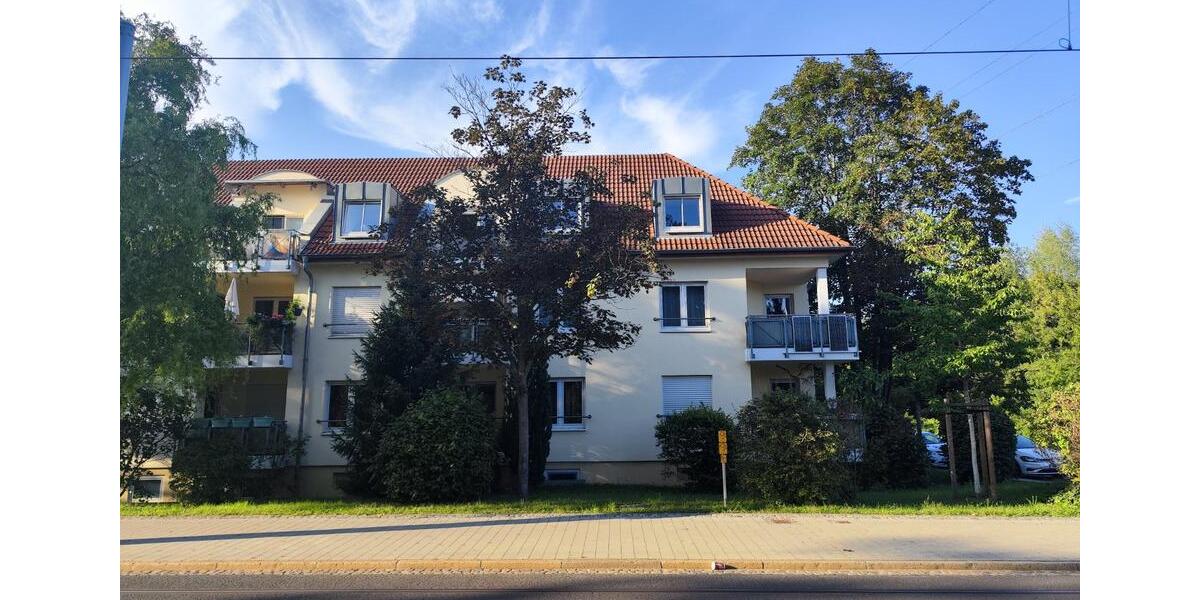 Dachgeschoßwohnung Dresden Blasewitz - 2 Zimmer, 51 m&sup2;, 510&euro; | Angebot:25428586