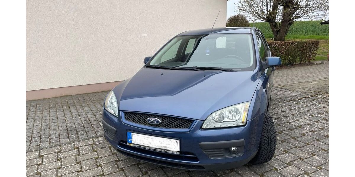 Ford Focus 115.000 km 2.490 &euro; Kaifenheim 56761