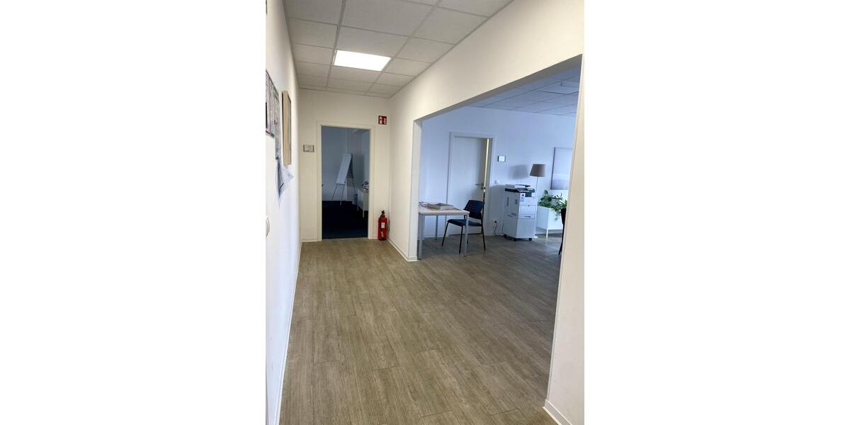 Gewerbeobjekt Kiel Südfriedhof - 2.500&euro; | Angebot:26417369