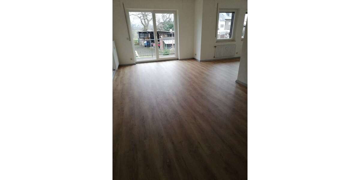Etagenwohnung Düren-Gürzenich Gürzenich - 3 Zimmer, 82 m&sup2;, 800&euro; | Angebot:24844355