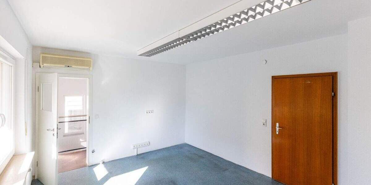 Gewerbeobjekt Bischofsheim - 5 Zimmer, 267 m&sup2;, 4.260&euro; | Angebot:24434609