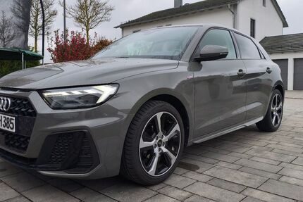 Audi A1 15.528 km 24.990 &euro; Großmehring 85098