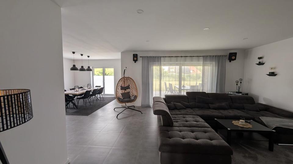 Bungalow Bienenbüttel - 4 Zimmer, 180 m&sup2;, 680.000&euro; | Angebot:26819003