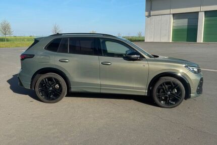 VW Tiguan 64.000 km 37.900 &euro; Schnaudertal 06712