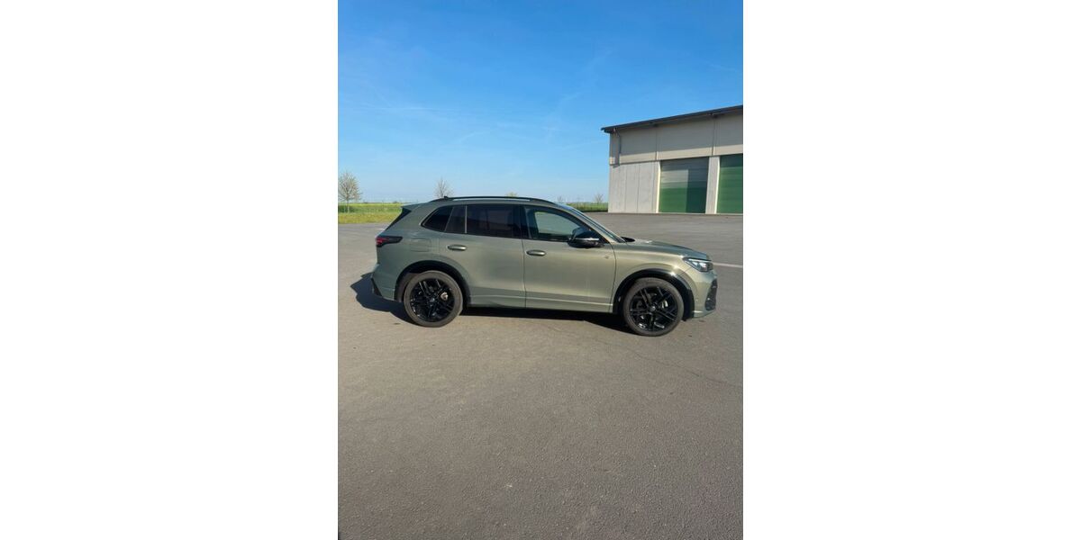 VW Tiguan 64.000 km 37.900 &euro; Schnaudertal 06712