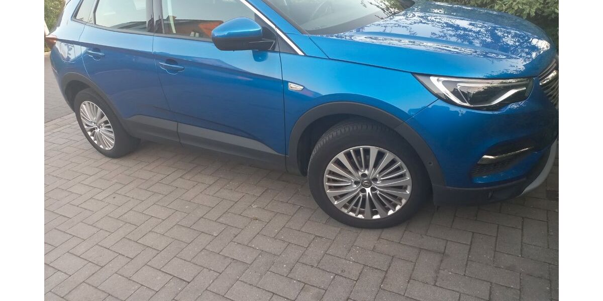 Opel Grandland (X) 104.000 km 12.300 &euro; Niebüll 25899
