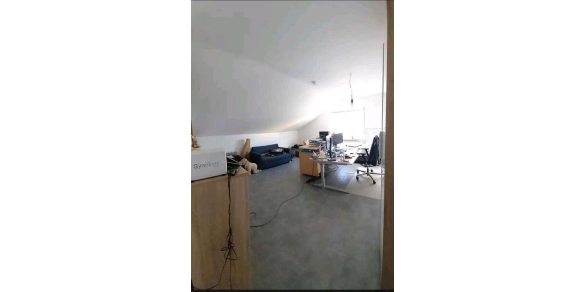 Dachgeschoßwohnung Leimersheim - 3 Zimmer, 1.200&euro; | Angebot:23295627