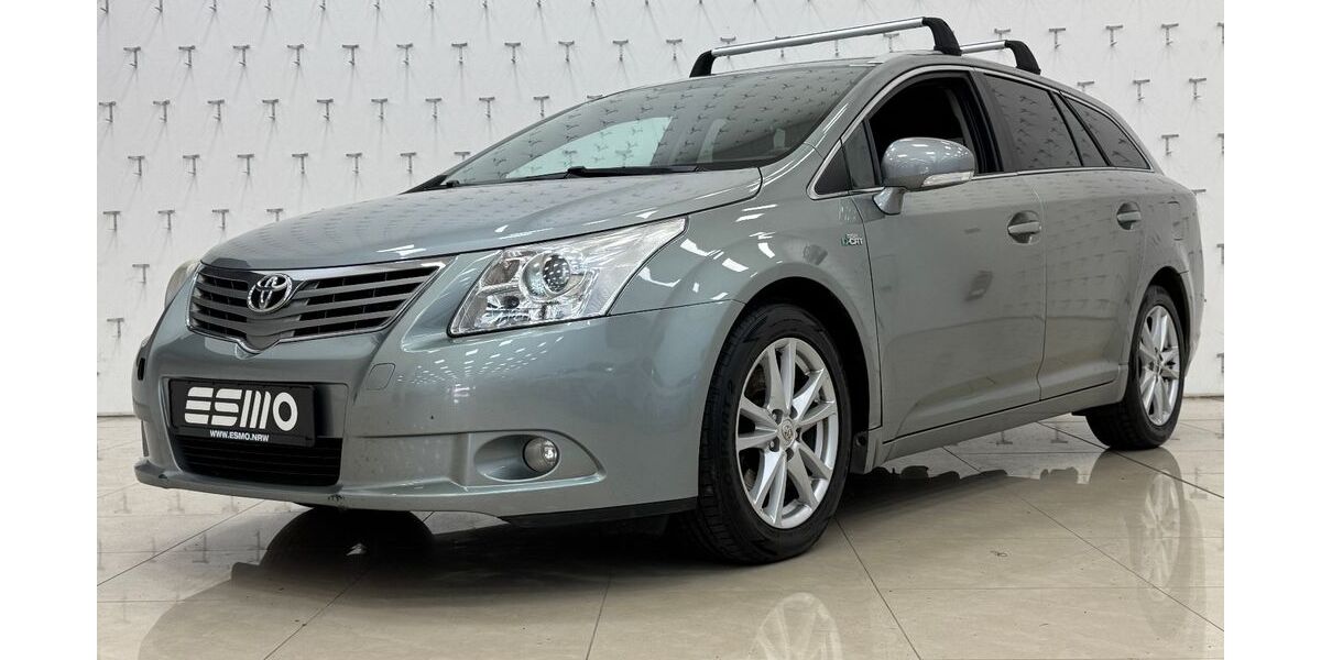 Toyota Avensis 296.854 km 2.800 &euro; Oberhausen 46149
