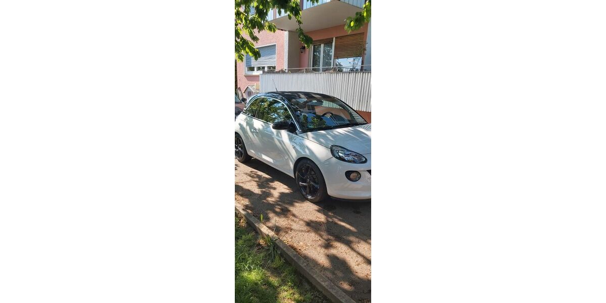 Opel Adam 39.585 km 8.900 &euro; Esslingen 73732