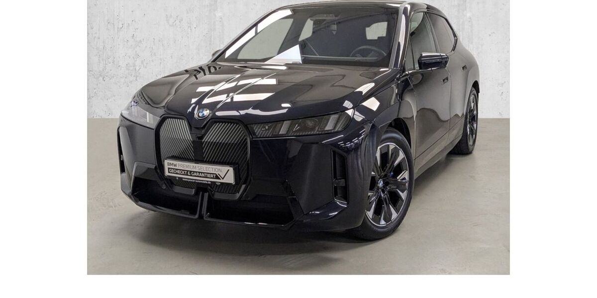 BMW iX 22.226 km 68.440 &euro; Düsseldorf 40595
