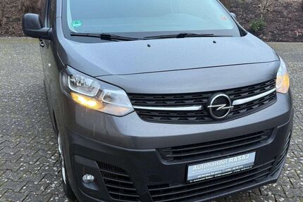 Opel Vivaro 192.000 km 14.999 &euro; Lennestadt-Meggen 57368