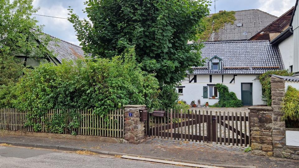 Bauernhaus, Landhaus Nettersheim - 7 Zimmer, 89 m&sup2;, 220.000&euro; | Angebot:27157925