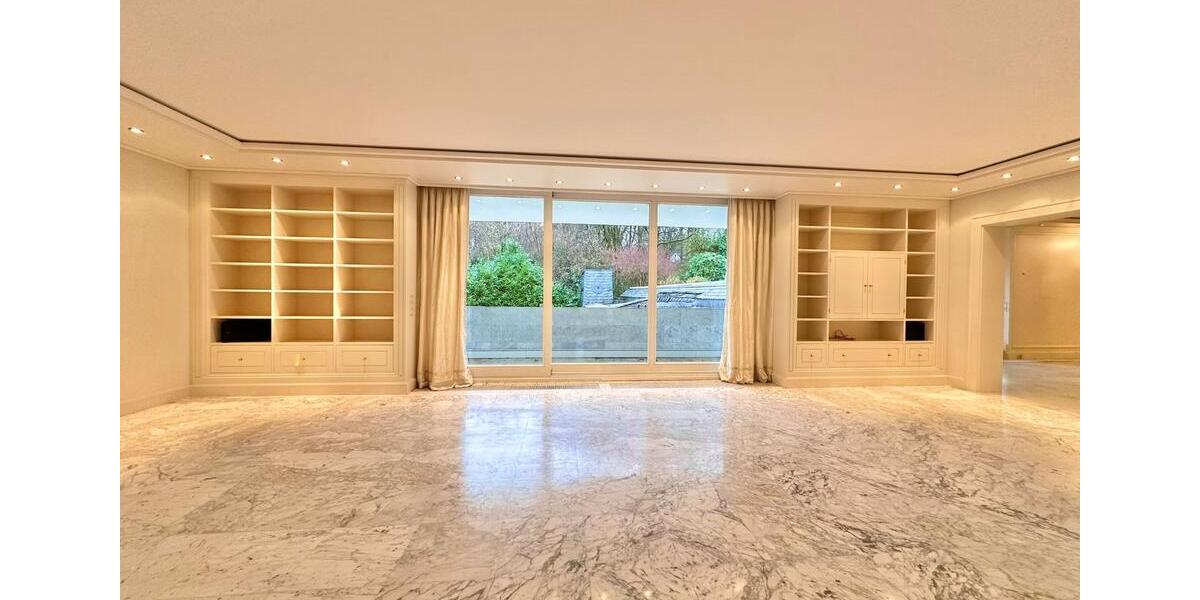 Etagenwohnung Wuppertal Gemarkung Barmen - 5 Zimmer, 230 m&sup2;, 2.500&euro; | Angebot:24302247