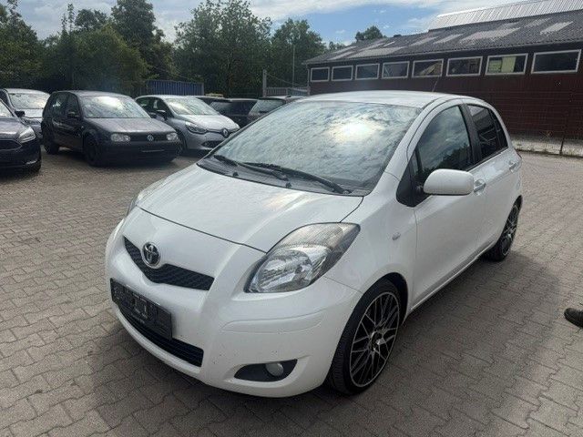 Toyota Yaris 186.000 km 3.950 &euro; Villingen 78050