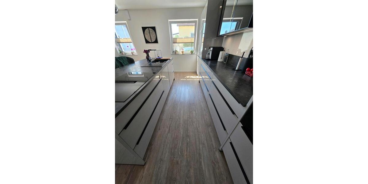 Erdgeschoßwohnung Schwandorf - 3 Zimmer, 101 m&sup2;, 395.000&euro; | Angebot:27244712