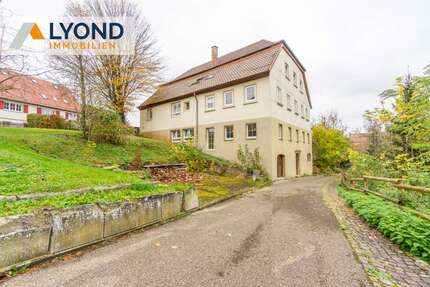 Haus zum Kaufen in Abtsgmünd Untergröningen 520.000 € 400 m² 11 zimmer