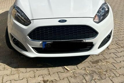 Ford Fiesta 56.000 km 7.500 € Altenthann 93177