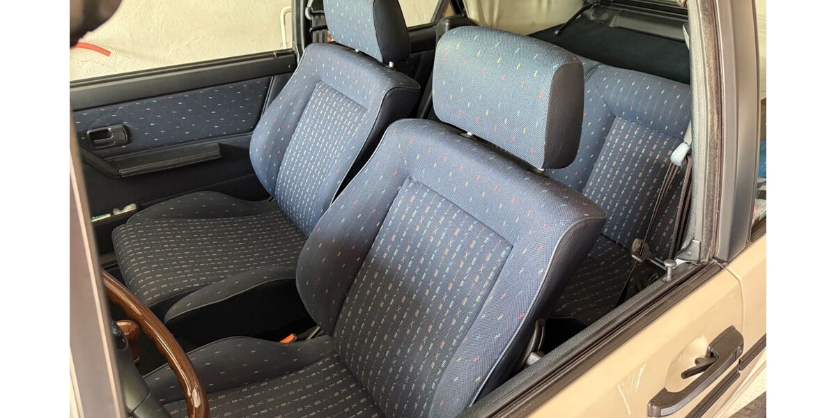 VW Golf I 171.753 km 8.000 € Berlin 10178