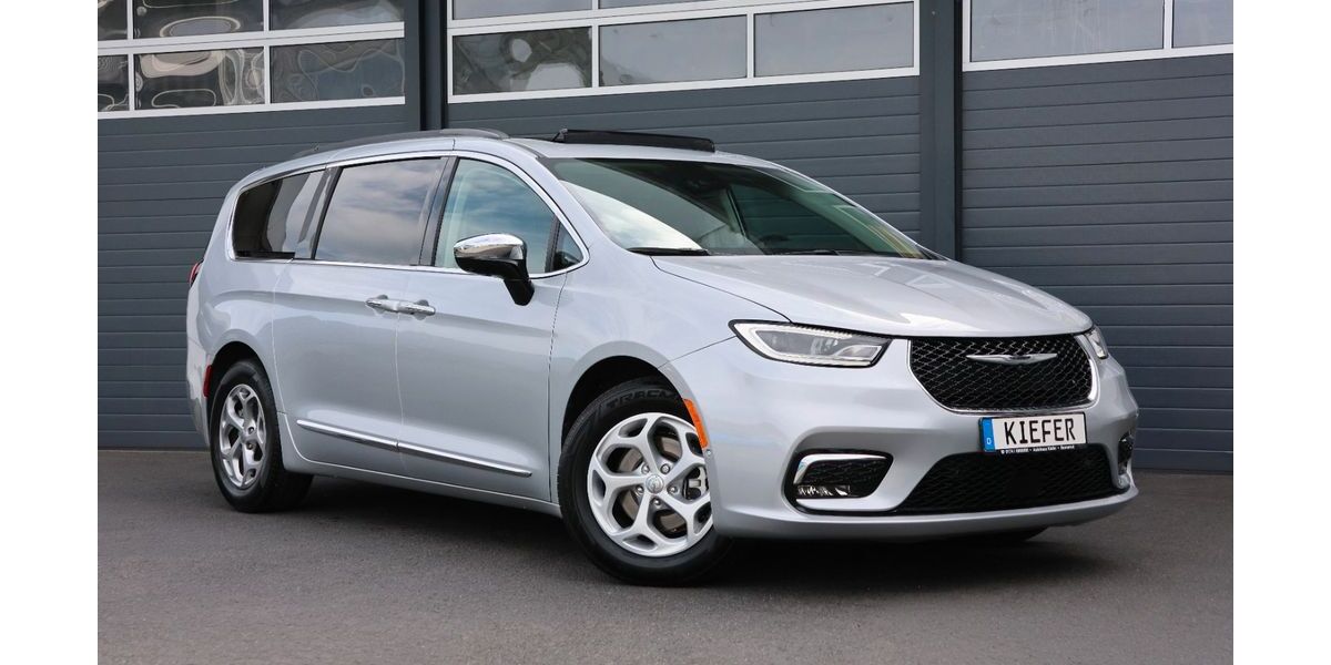 Chrysler Pacifica 18.480 km 32.950 &euro; Rennerod 56477