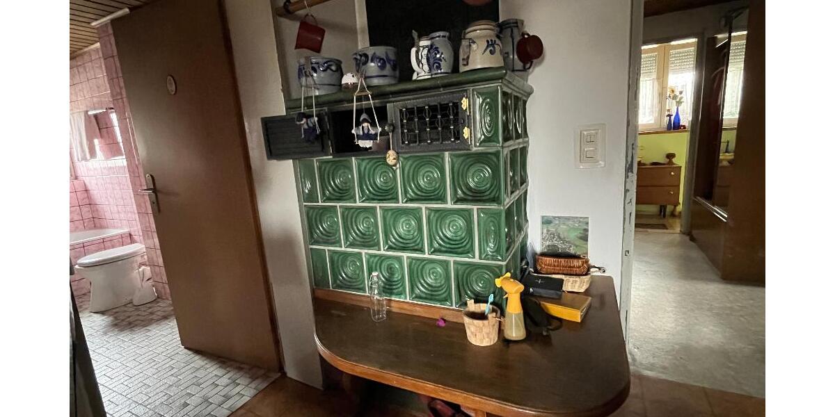 Verschlafenes 2 Familienhaus mit viel Potential in Hilpoltstein OT freut sich auf Verjüngungskur - Zweifamilienhaus Hilpoltstein Hofstetten | Angebot:26222731